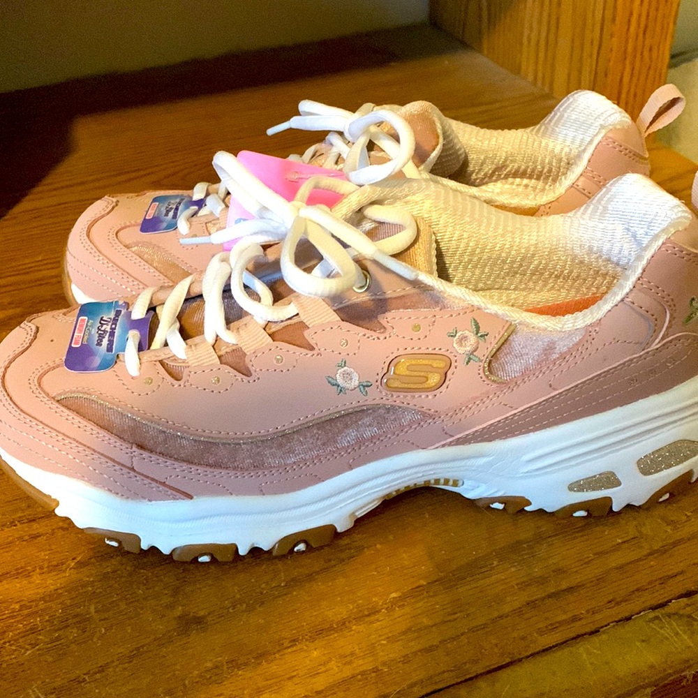 Sketchers D lites with memory foam